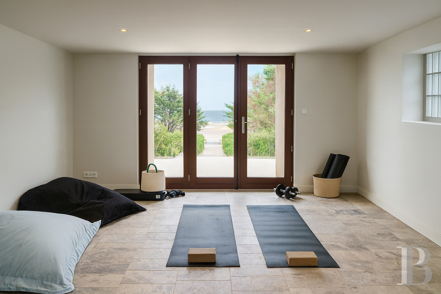 A villa overlooking Omaha Beach in Vierville-sur-Mer, in Calvados - photo  n°26